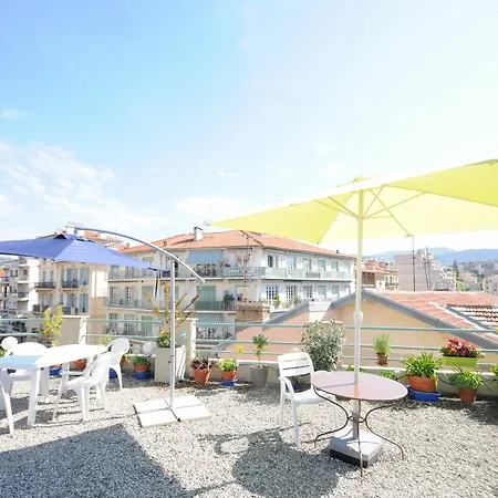 Exceptionnel Rooftop Apartment